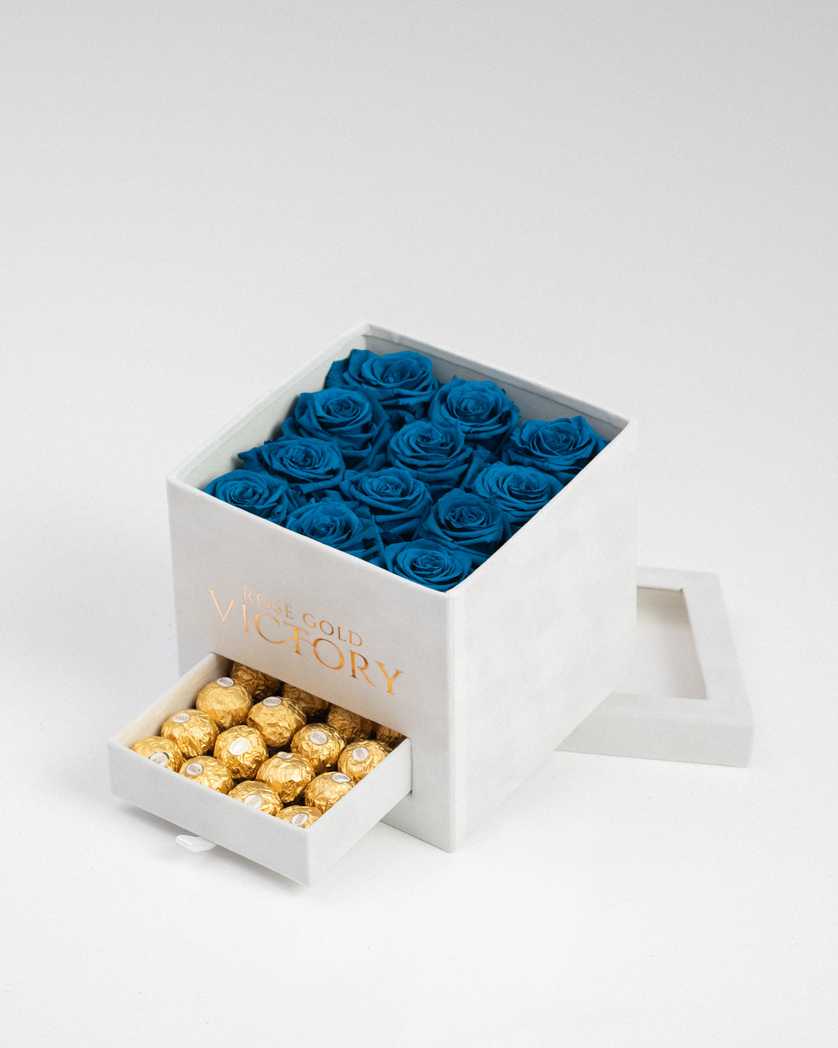 Tiffany Roses in White Square Box with Chocolates